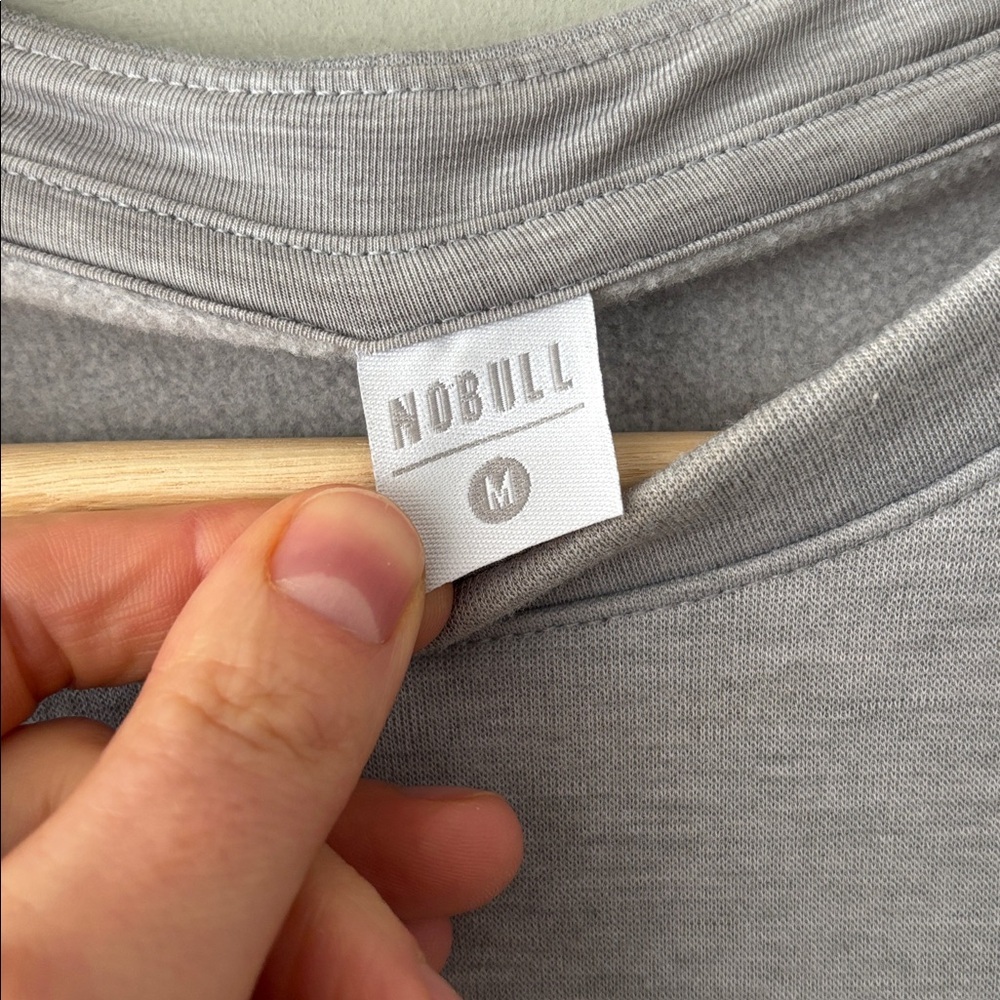 NOBULL Grey Logo Crewneck Sweatshirt — Size Medium - Picture 4 of 8